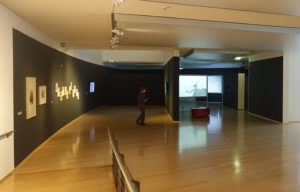 ausstellungseinblick-900×576